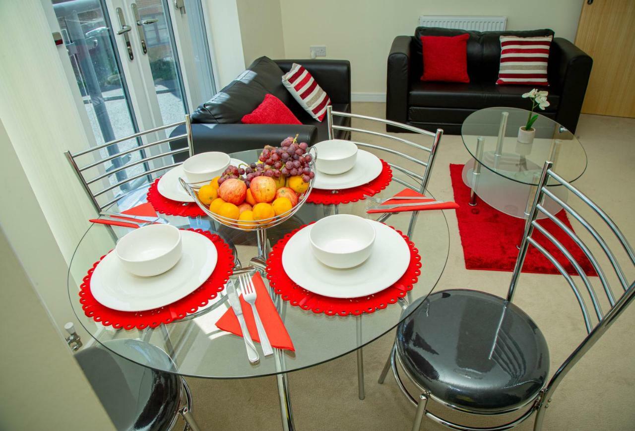 Lake View Apartment Нортхамптън Екстериор снимка