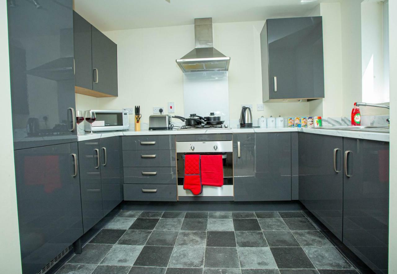 Lake View Apartment Нортхамптън Екстериор снимка